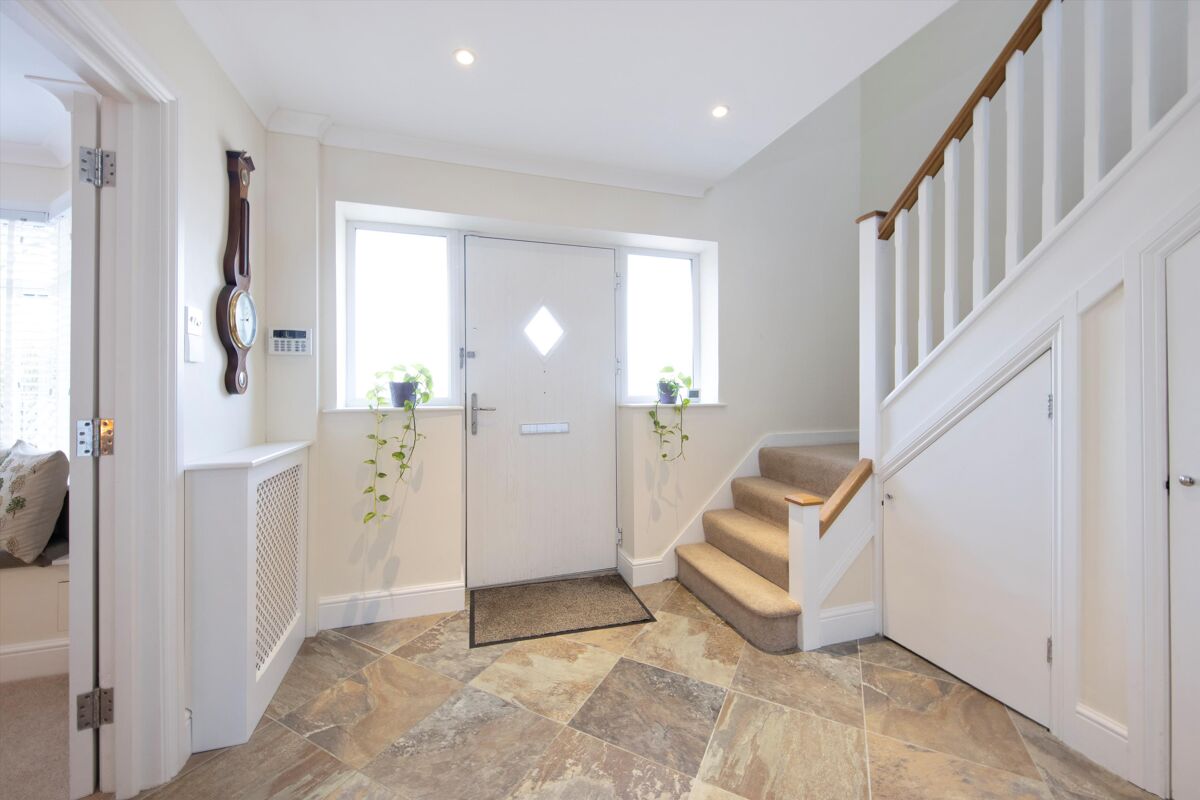 house for sale in Kennel Lane, Fetcham, Leatherhead, Surrey, KT22