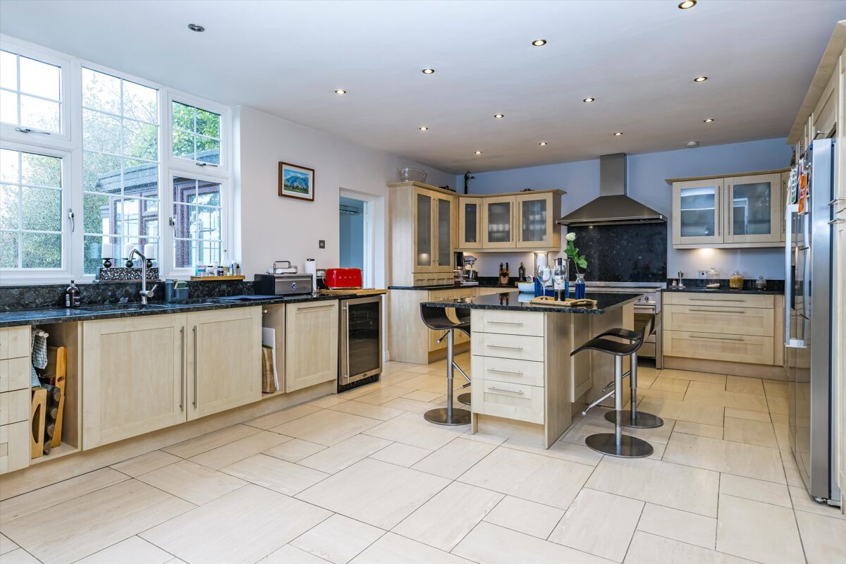 house for sale in Guildford Road, Fetcham, Leatherhead, Surrey, KT22