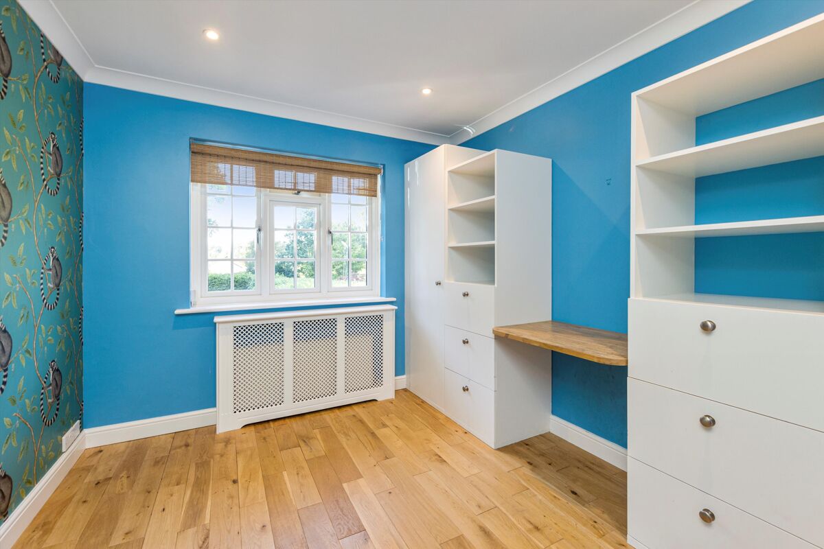 house for sale in Fairmile Park Copse, Cobham, Surrey, KT11