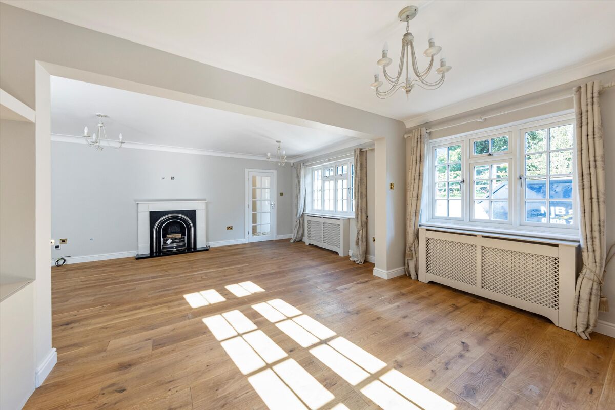 house for sale in Fairmile Park Copse, Cobham, Surrey, KT11