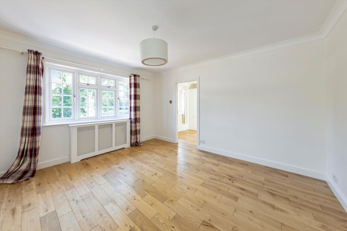 house for sale in Fairmile Park Copse, Cobham, Surrey, KT11