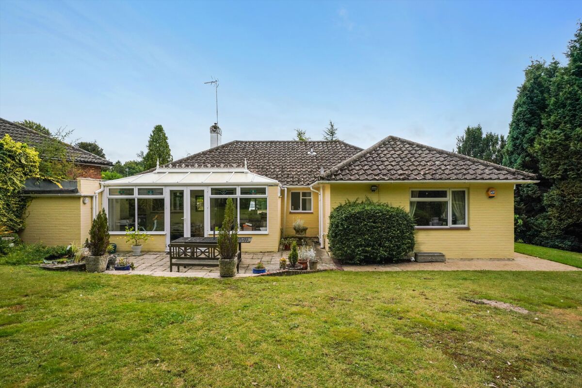 bungalow for sale in Twinoaks, Cobham, Surrey, KT11 CBM012168916