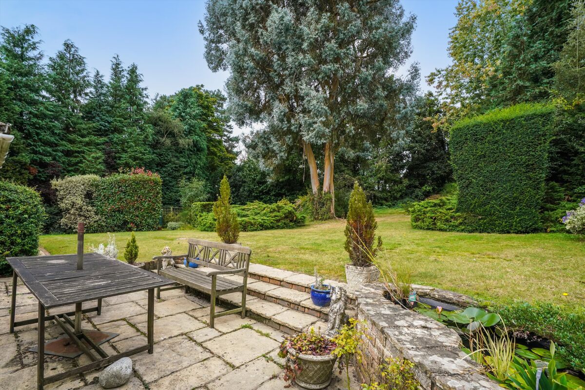 bungalow for sale in Twinoaks, Cobham, Surrey, KT11 CBM012168916