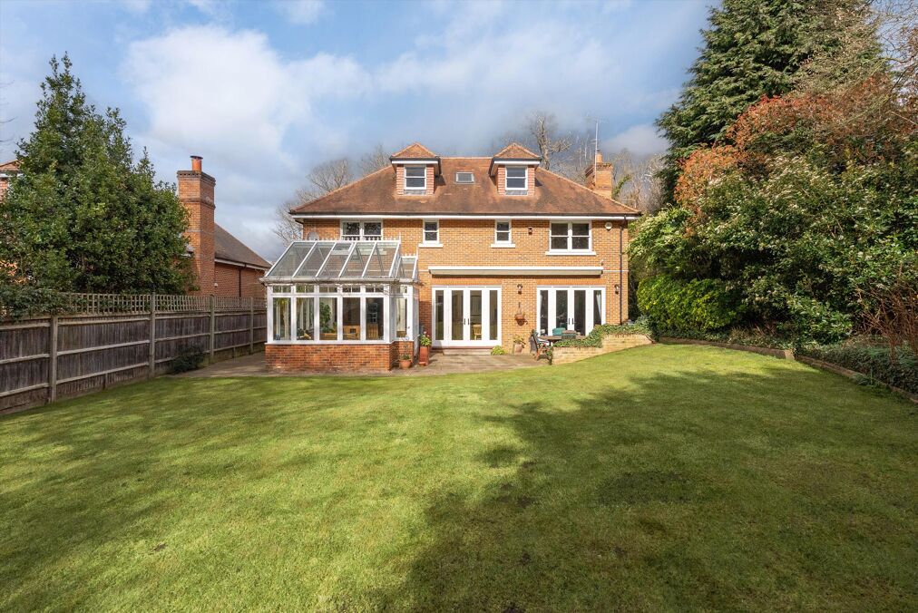 Image of Sandy Lane, Cobham, Surrey, KT11