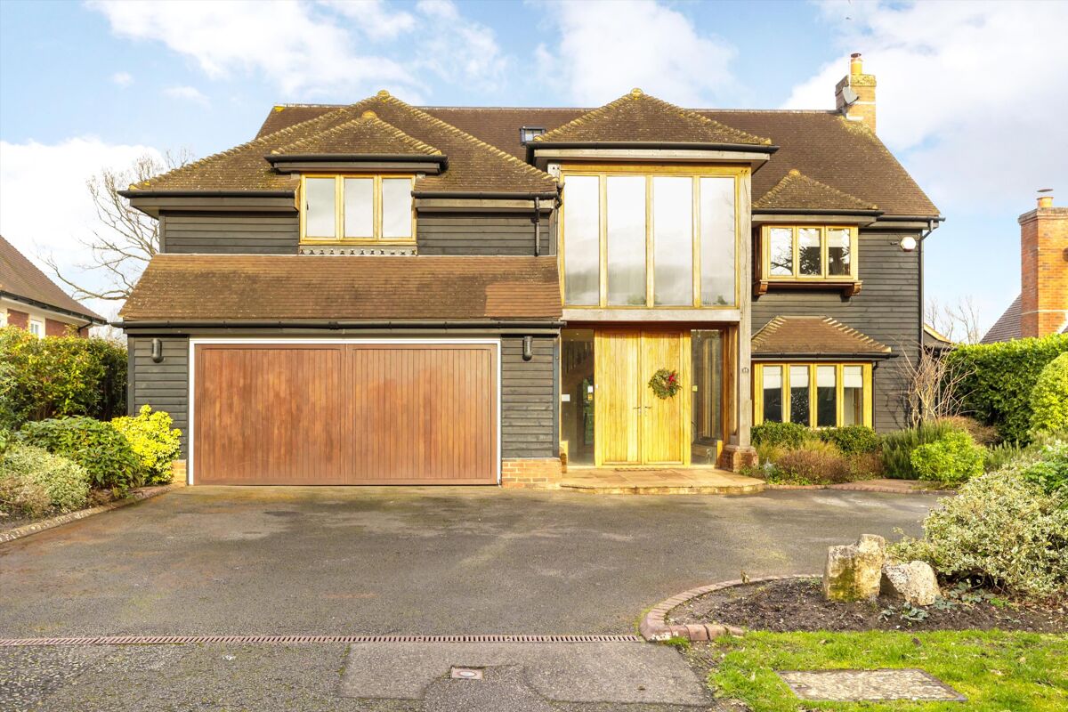 house for sale in High Drive, Oxshott, Leatherhead, Surrey, KT22