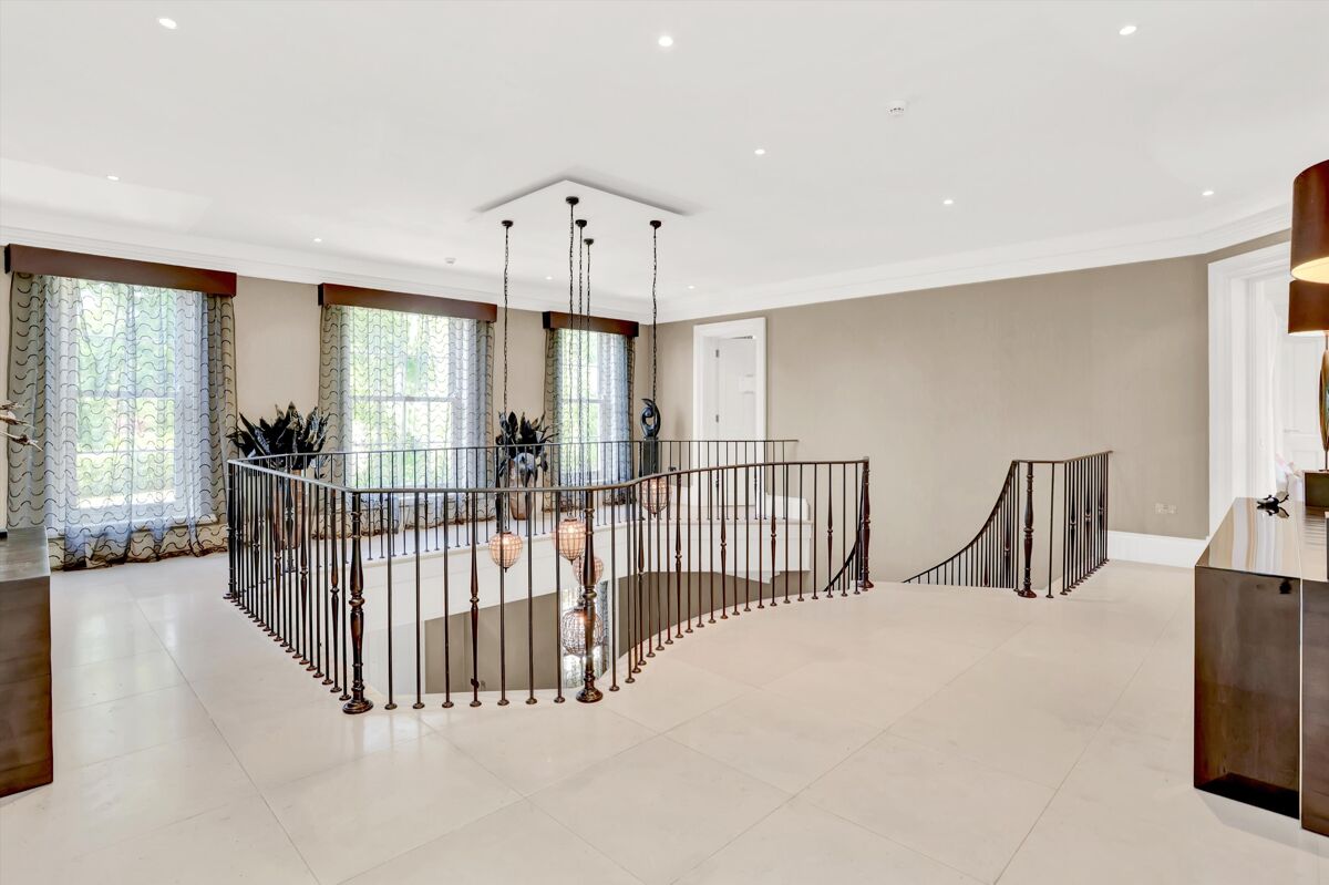 house for sale in Moles Hill, Oxshott, Leatherhead, Surrey, KT22