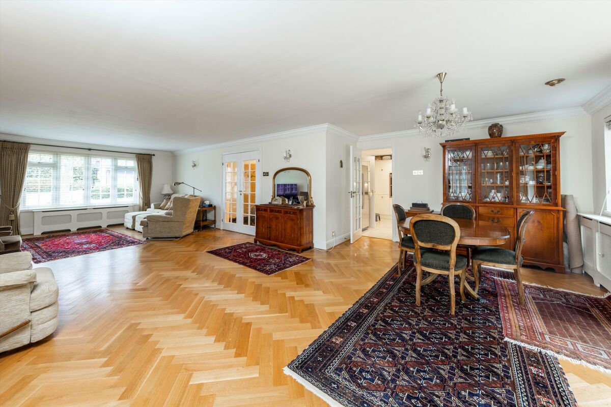 bungalow for sale in Burleigh Park, Cobham, Surrey, KT11 CBM012236538