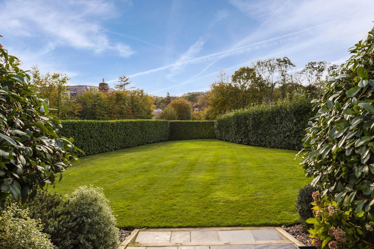 house for sale in Moles Hill, Oxshott, Leatherhead, Surrey, KT22