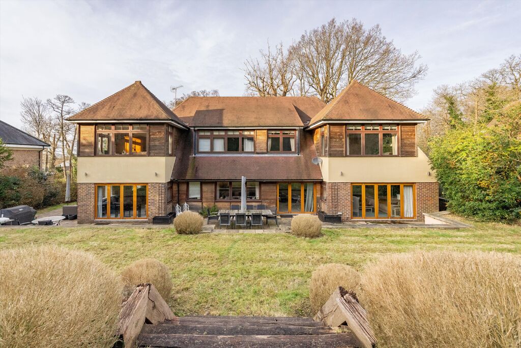 Image of Green Lane, Cobham, Surrey, KT11
