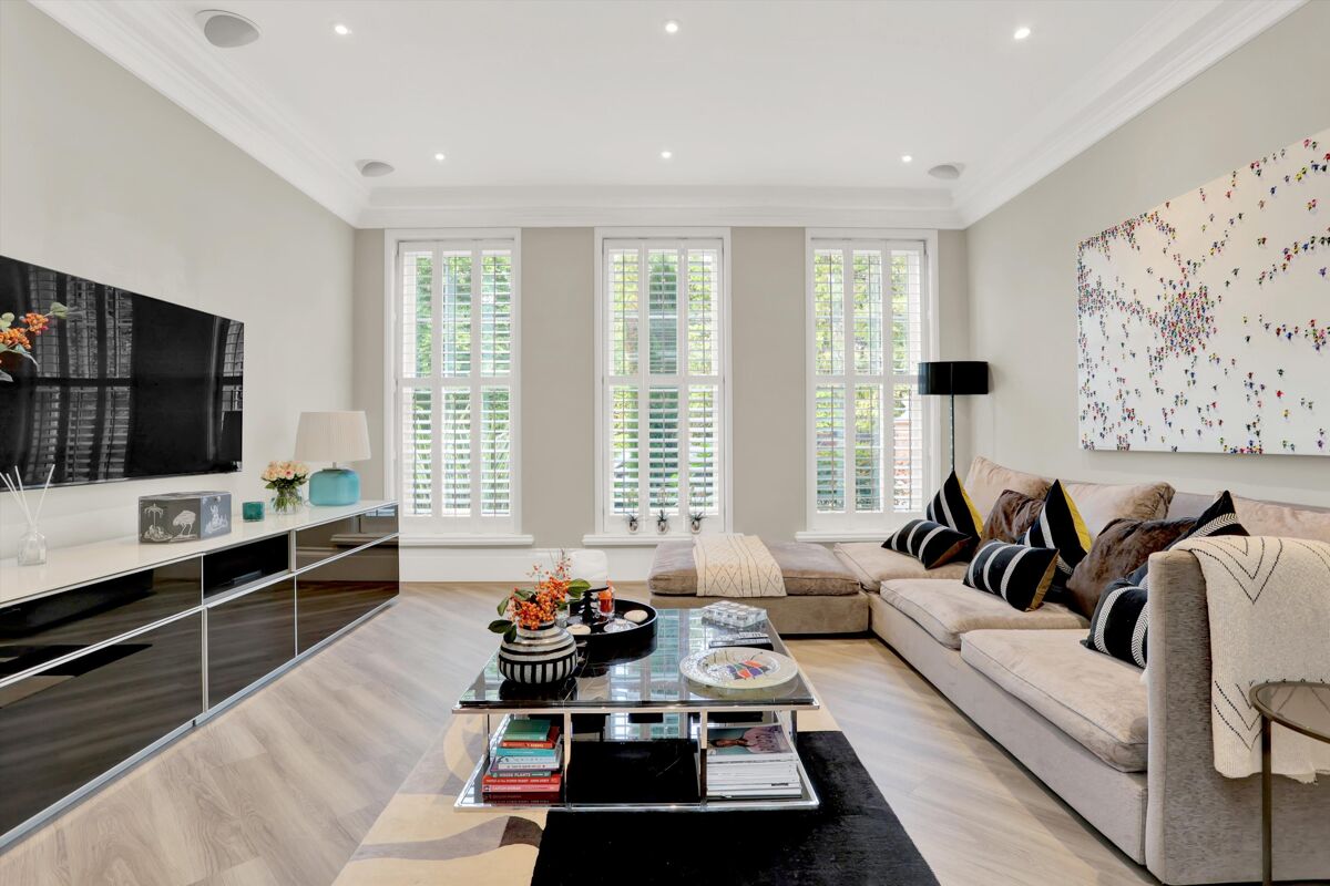 house for sale in Birds Hill Drive, Oxshott, Leatherhead, Surrey, KT22