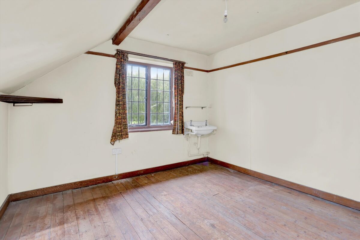 house for sale in Lower Farm Road, Effingham, KT24 CBM012299684