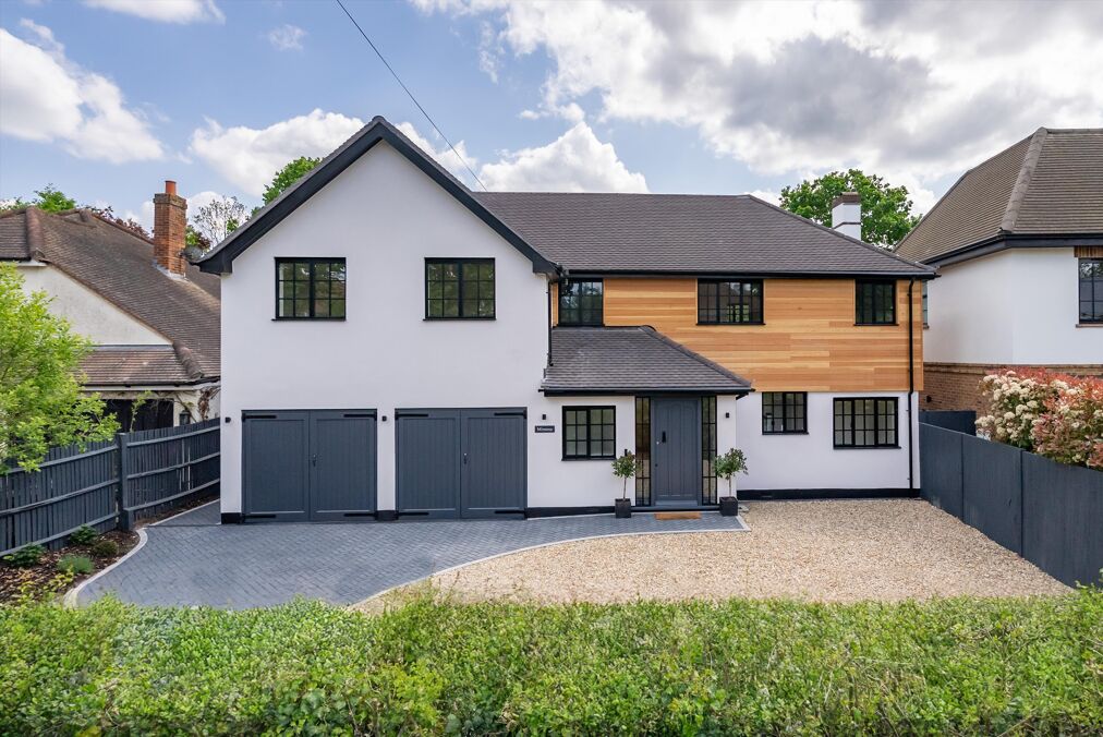 Image of Blundel Lane, Stoke d'Abernon, Cobham, Surrey, KT11