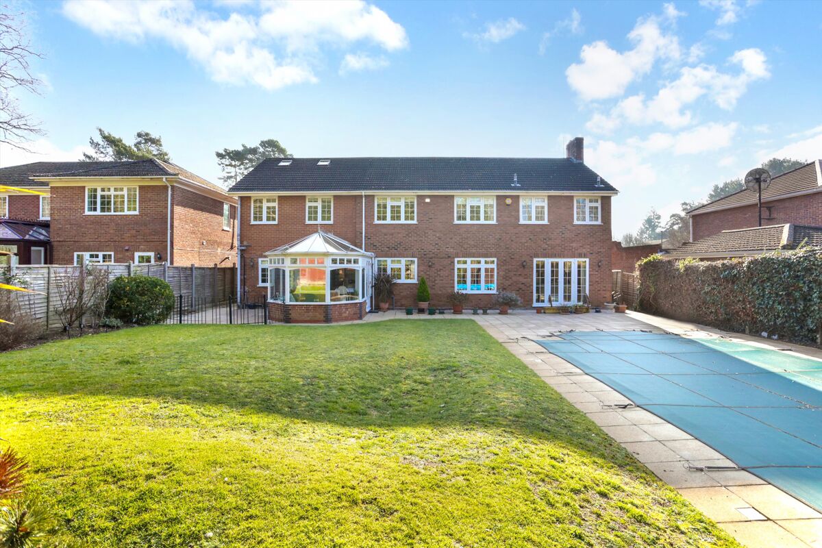 house for sale in Pine Walk, Cobham, Surrey, KT11 CBM012336593