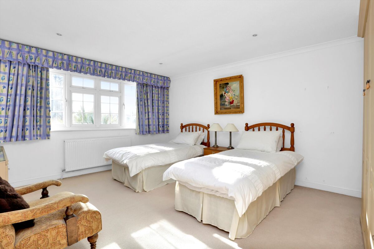 house for sale in Pine Walk, Cobham, Surrey, KT11 CBM012336593