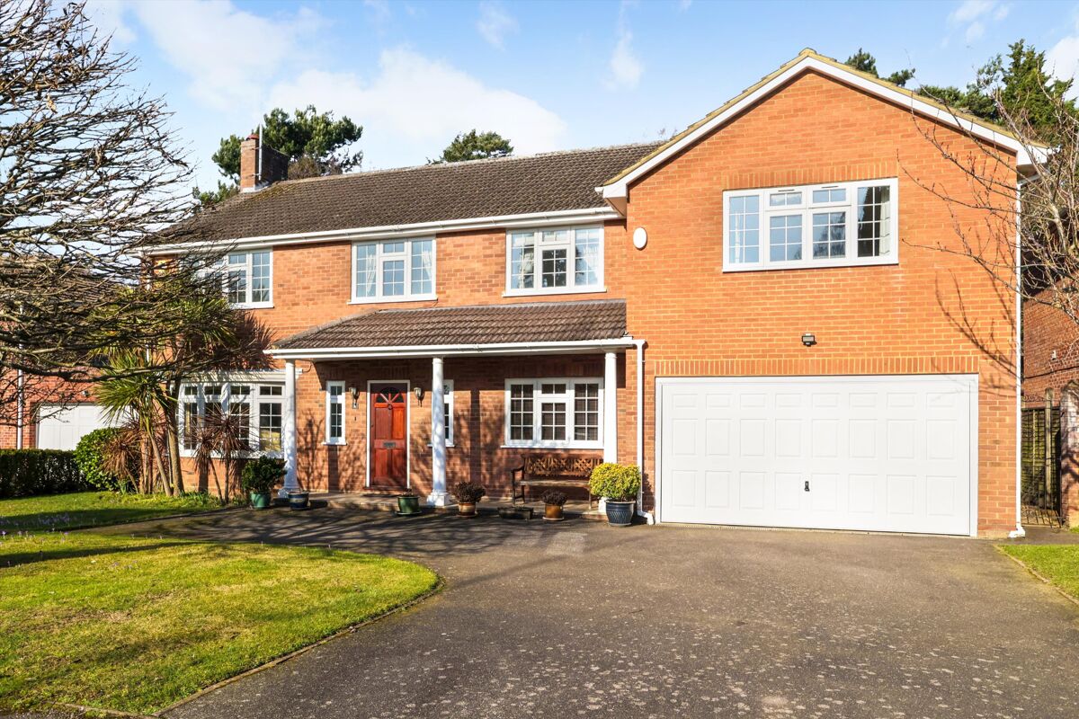 house for sale in Pine Walk, Cobham, Surrey, KT11 CBM012336593