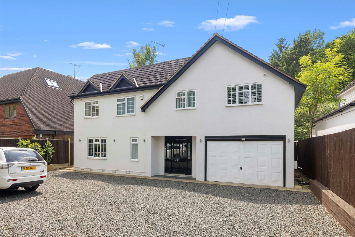 house for sale in Leatherhead Road, Oxshott, Leatherhead, Surrey, KT22