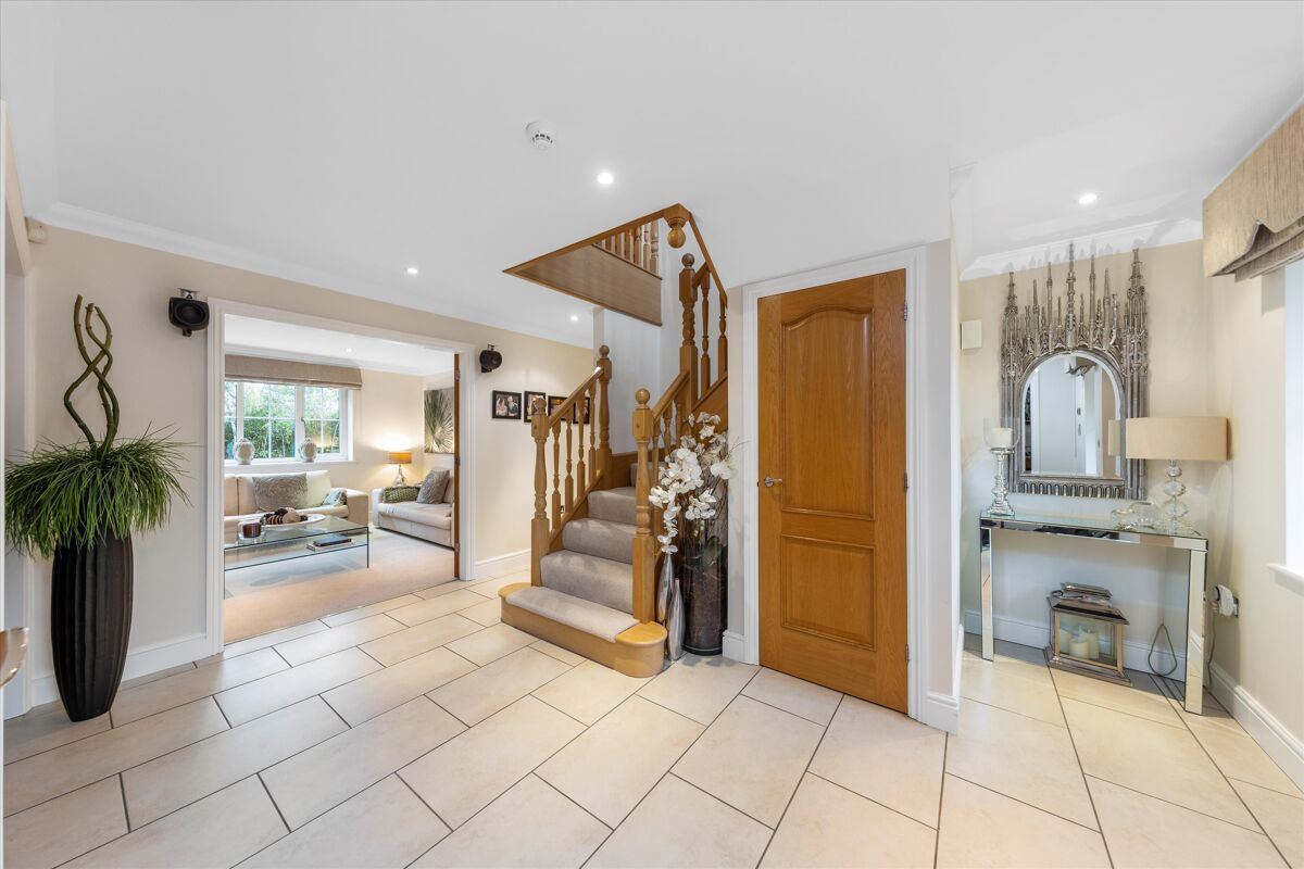 house for sale in Lower Road, Fetcham, Leatherhead, Surrey, KT22