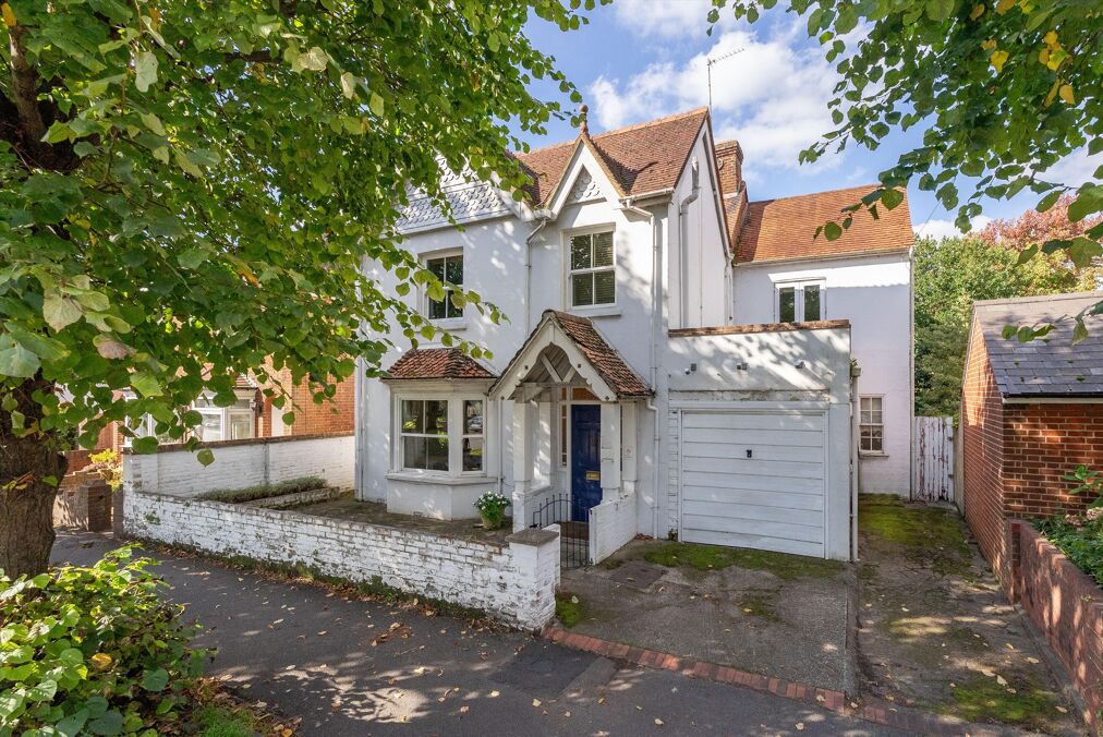Image of High Street, Ripley, Woking, Surrey, GU23