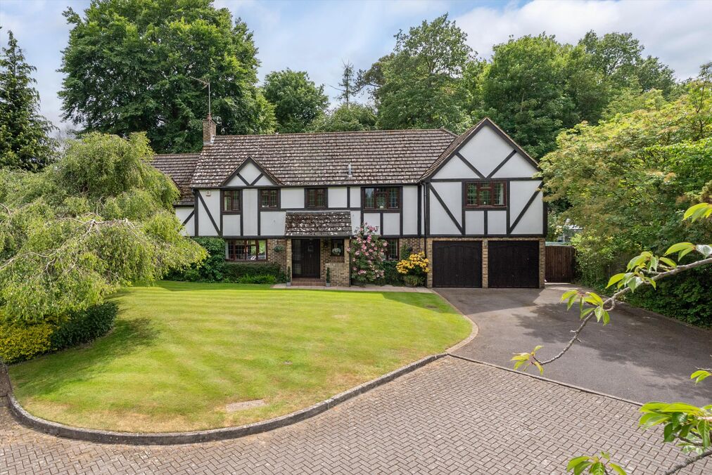 Image of Beech Holt, Leatherhead, Surrey, KT22
