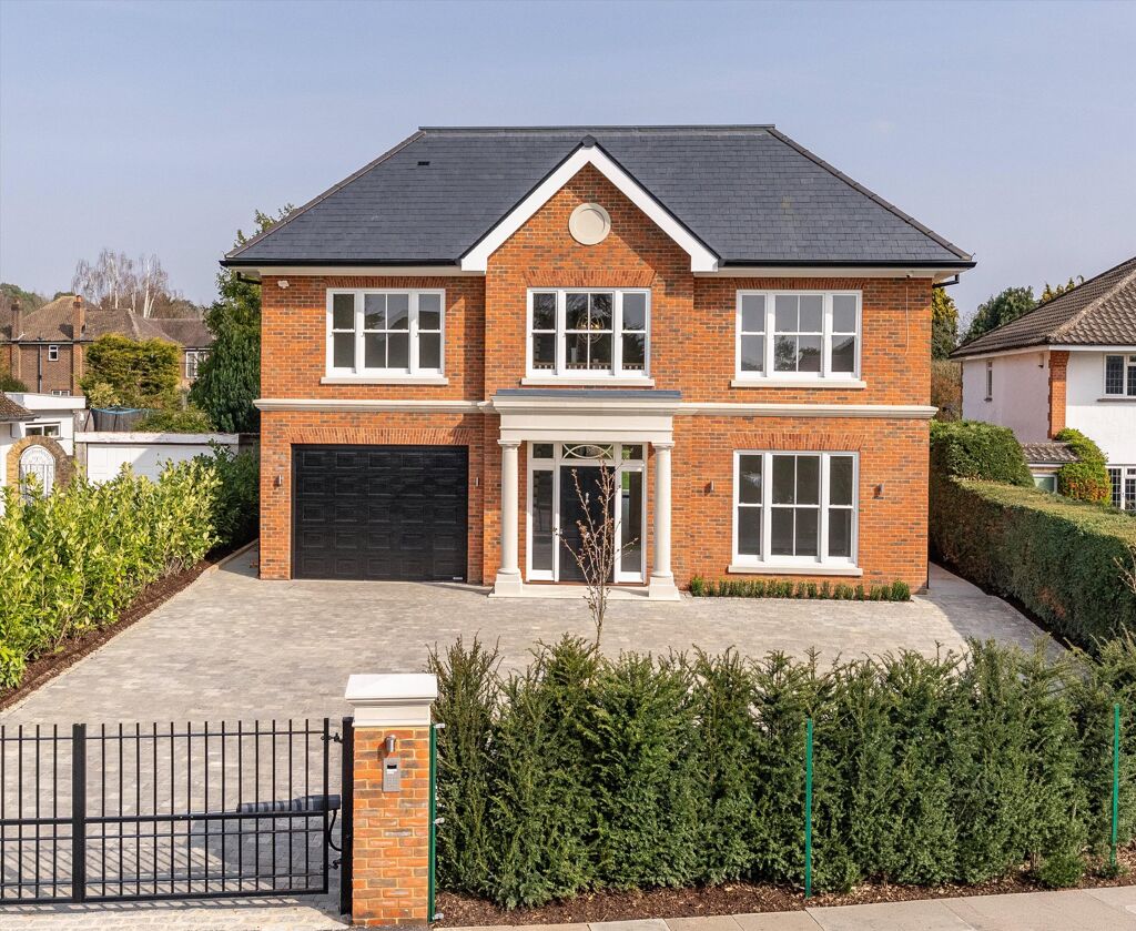 Image of Heath Ridge Green, Cobham, Surrey KT11