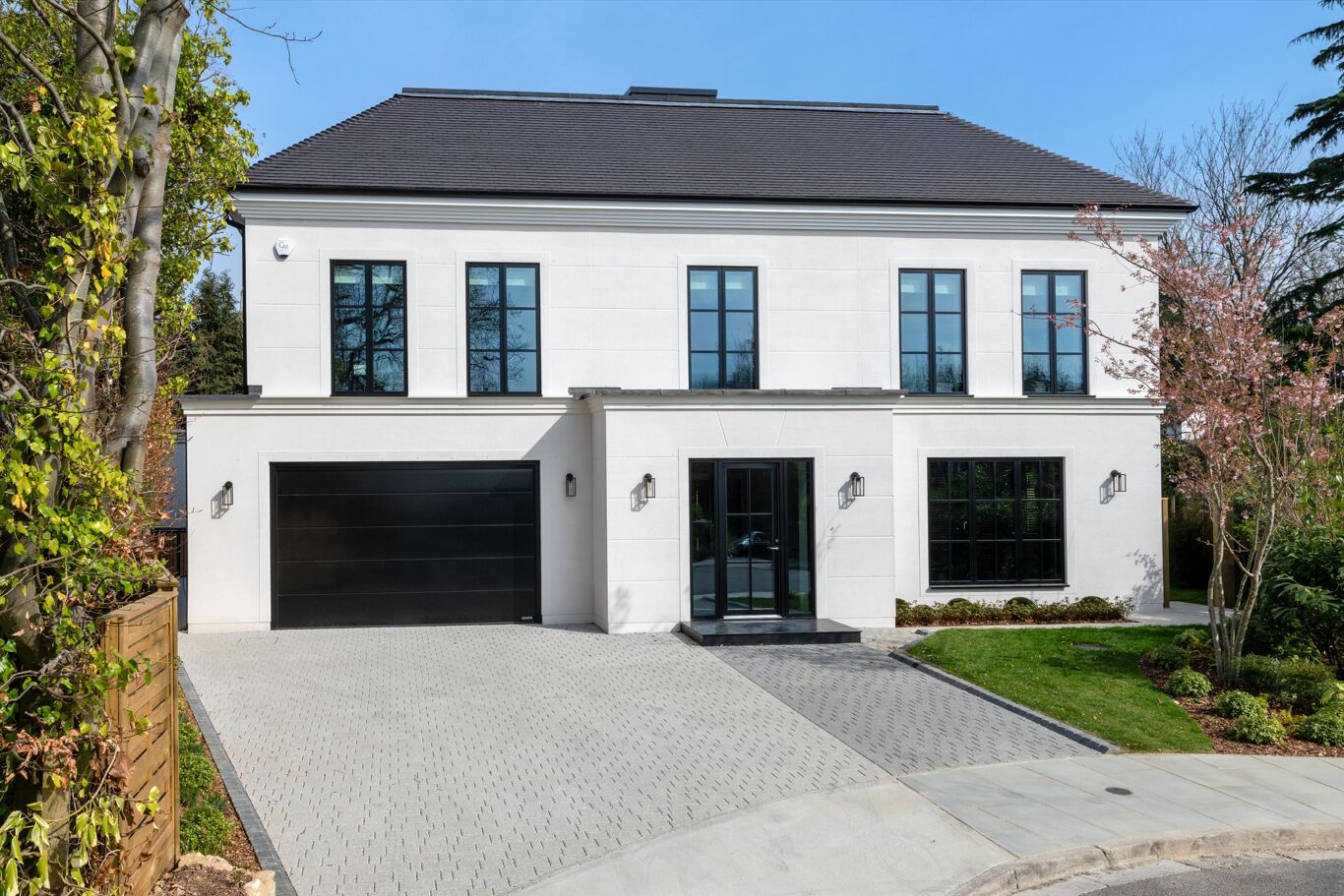 Image of Four Acres, Cobham, Surrey, KT11