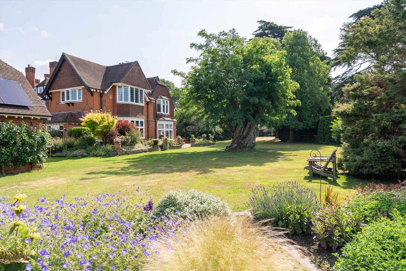 Image of Portsmouth Road, Cobham, Surrey