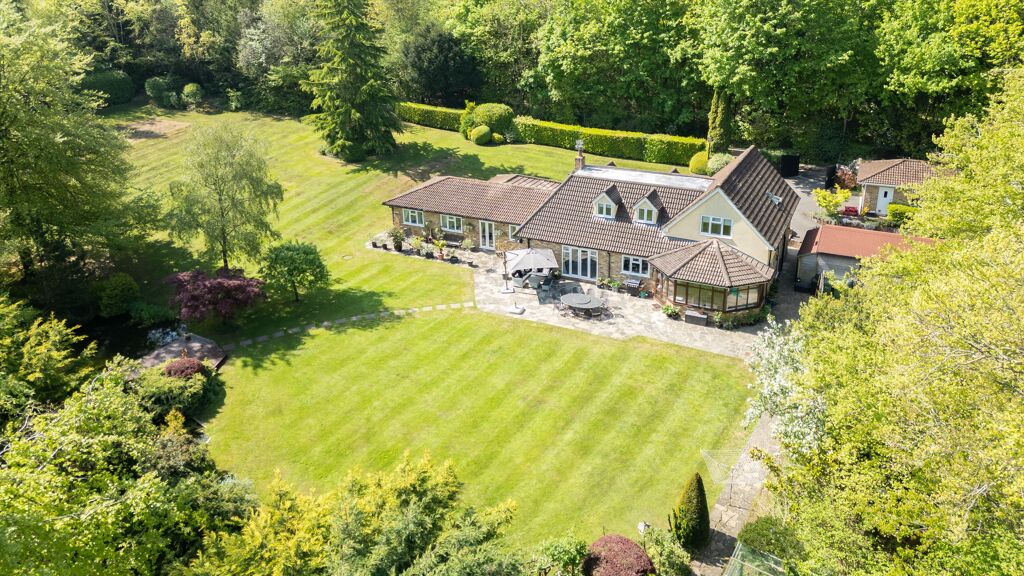 Image of Outdowns, Effingham, Leatherhead, Surrey, KT24