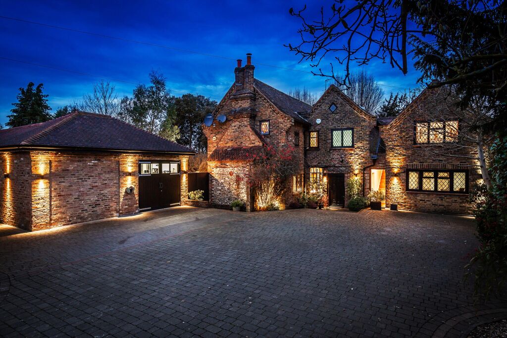 Image of Guildford Road, Effingham, Leatherhead, Surrey, KT24