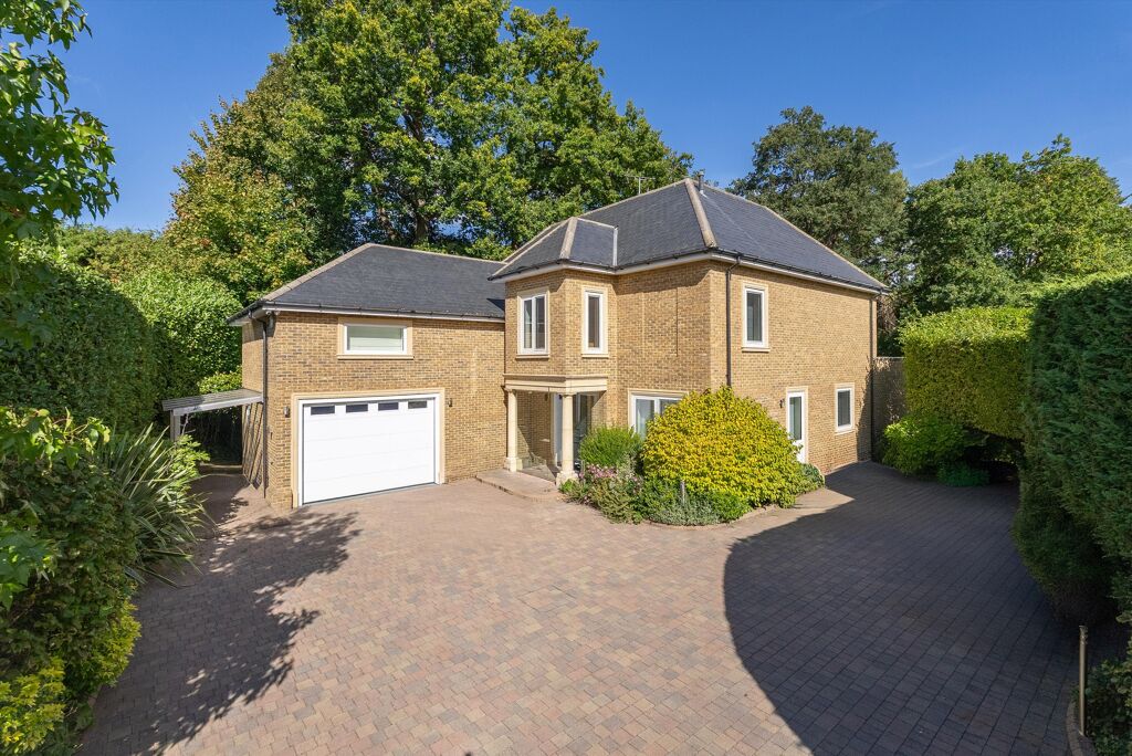 Image of Pony Chase, Cobham, Surrey, KT11