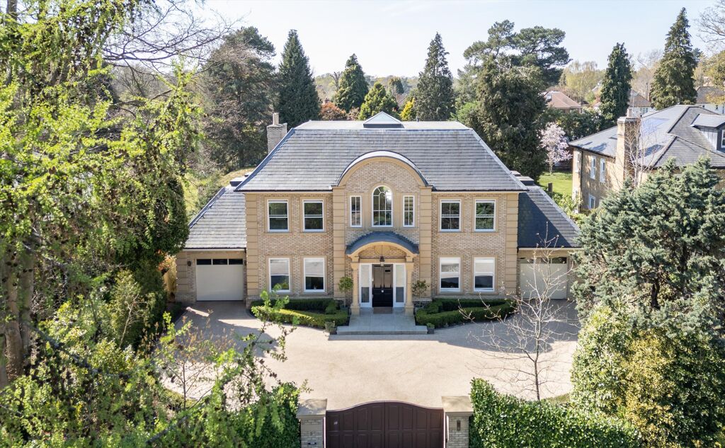 Image of Woodside Road, Cobham, Surrey, KT11