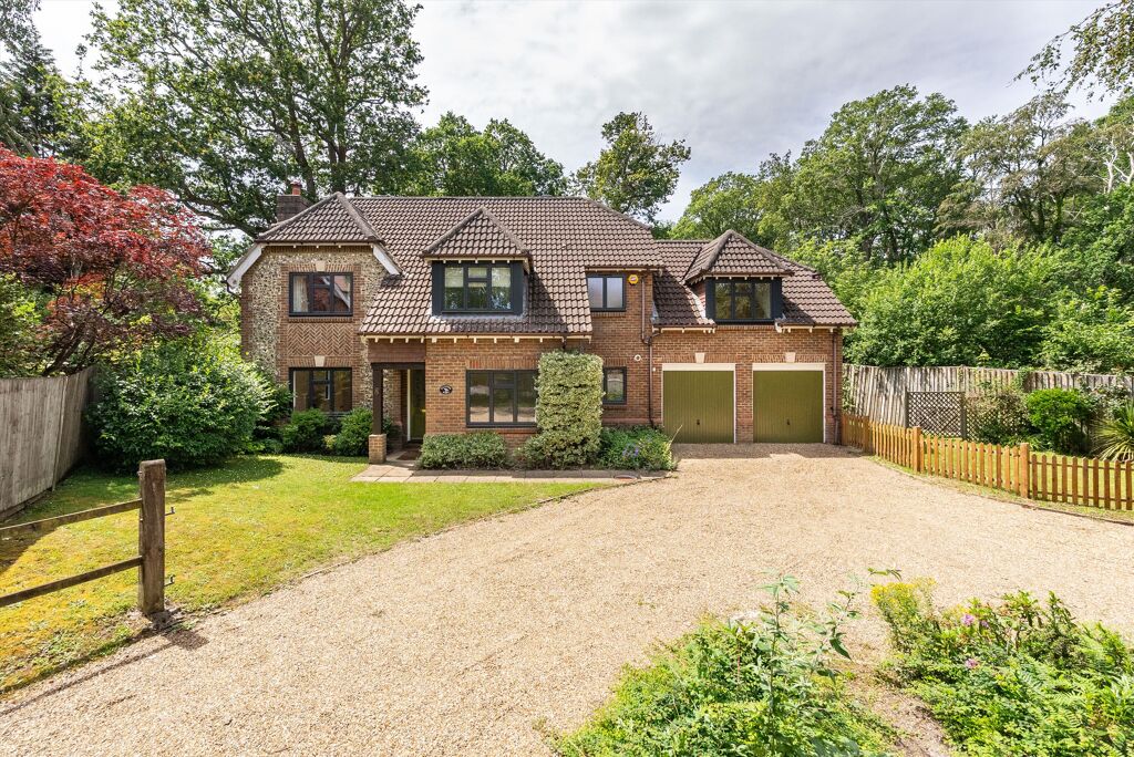 Image of Falconwood, East Horsley, Leatherhead, Surrey KT24