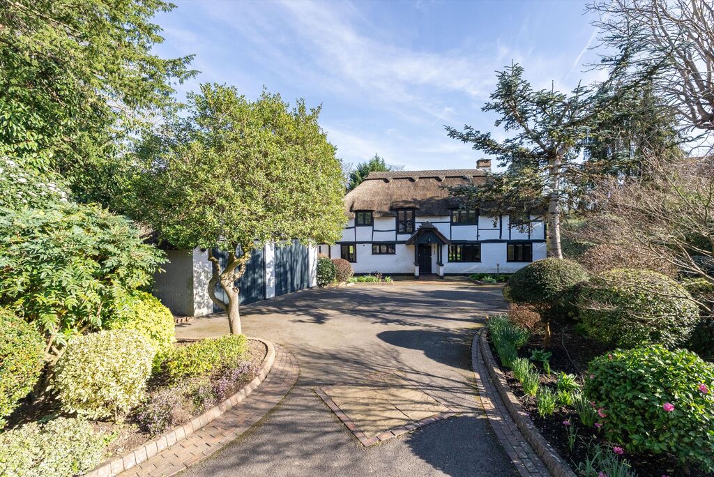 Image of The Chase, Oxshott, Leatherhead, Surrey KT22