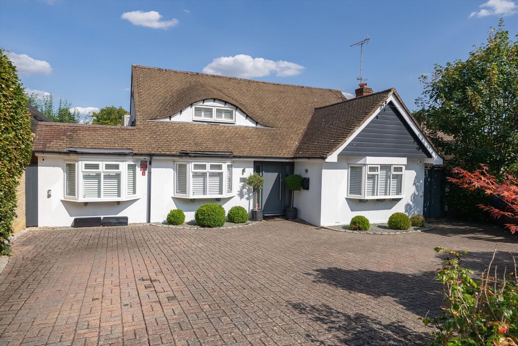 Image of Heath Ridge Green, Cobham, Surrey, KT11