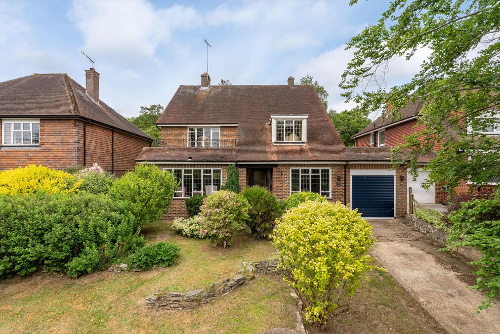 Image of Lodge Close, Stoke d'Abernon, Cobham, Surrey, KT11
