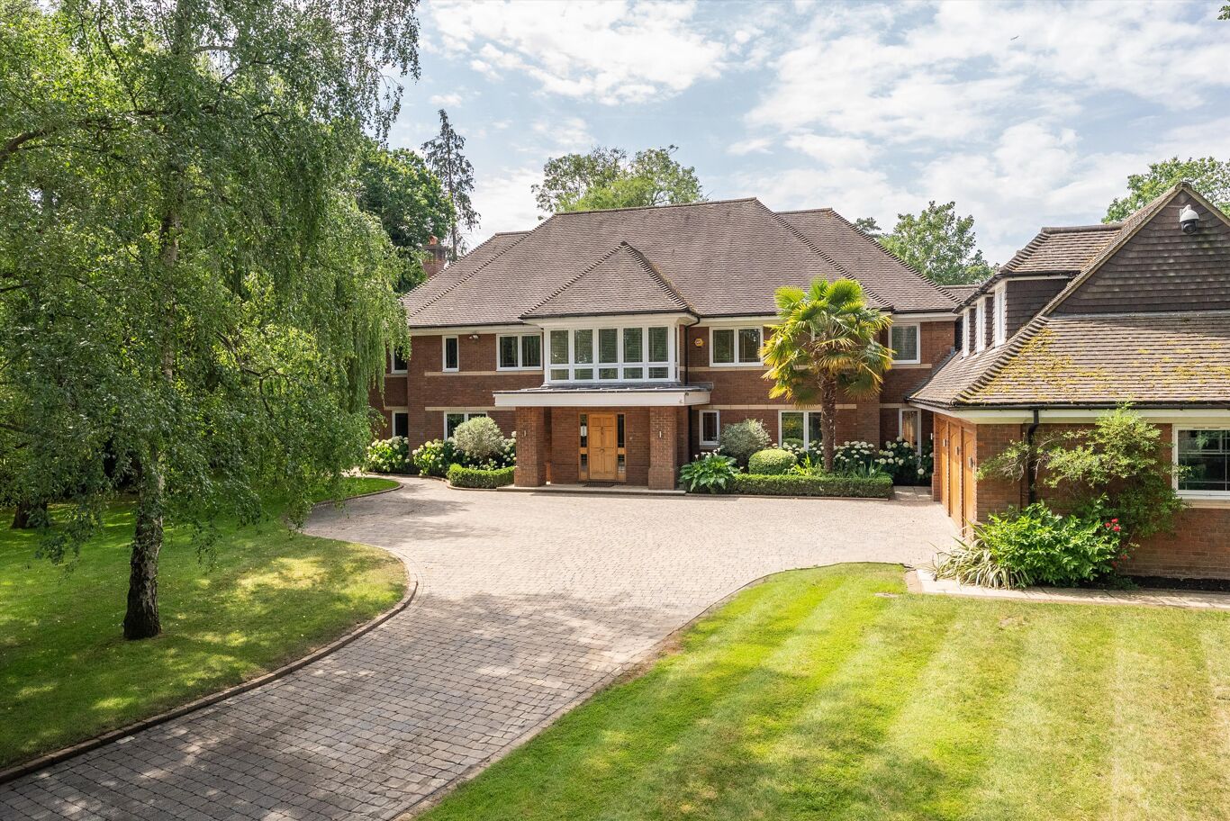 Image of 4 Broomfield Ride, Oxshott, Leatherhead KT22