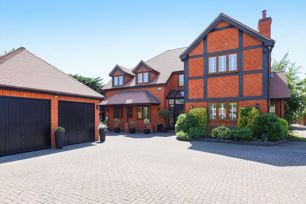 Image of Highfield Road, Sunbury-on-Thames, Surrey TW16