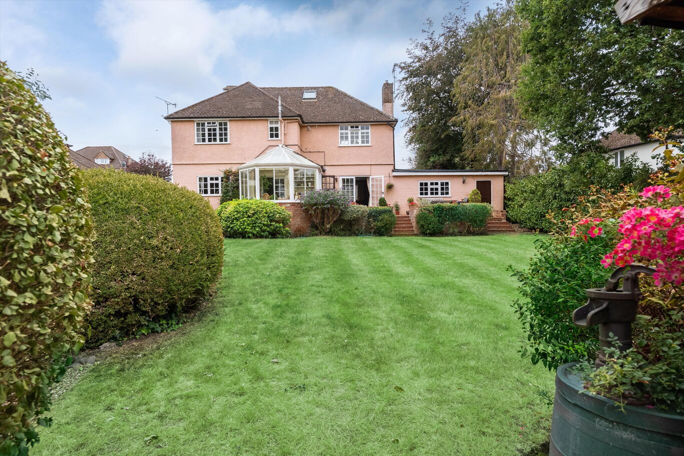 Image of Grove Heath North, Ripley, Woking, Surrey GU23