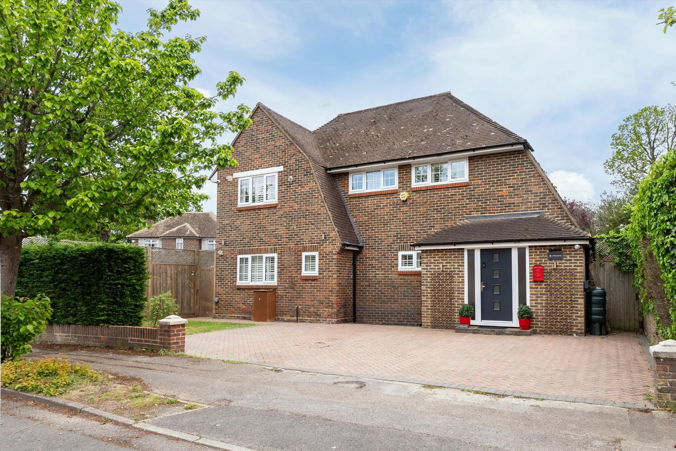 Image of Evelyn Way, Stoke d'Abernon, Cobham, Surrey KT11