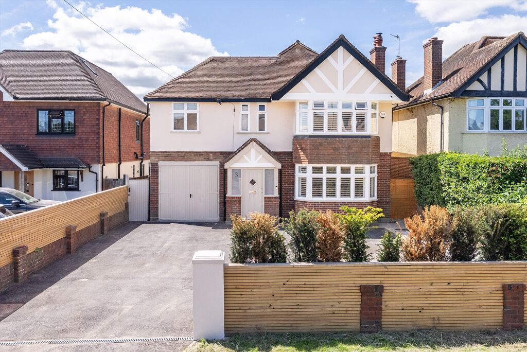 Image of Between Streets, Cobham, Surrey KT11