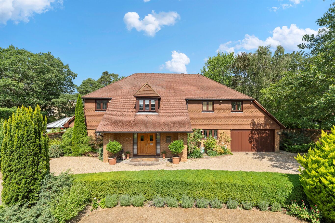 Image of Queensgate, Cobham, Surrey KT11