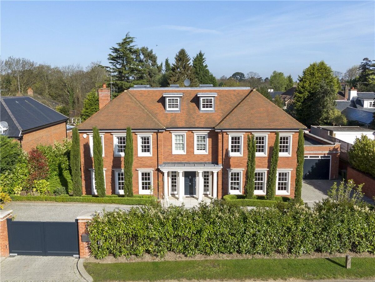 house for sale in Fairmile Avenue, Cobham, Surrey, KT11 CBM080102