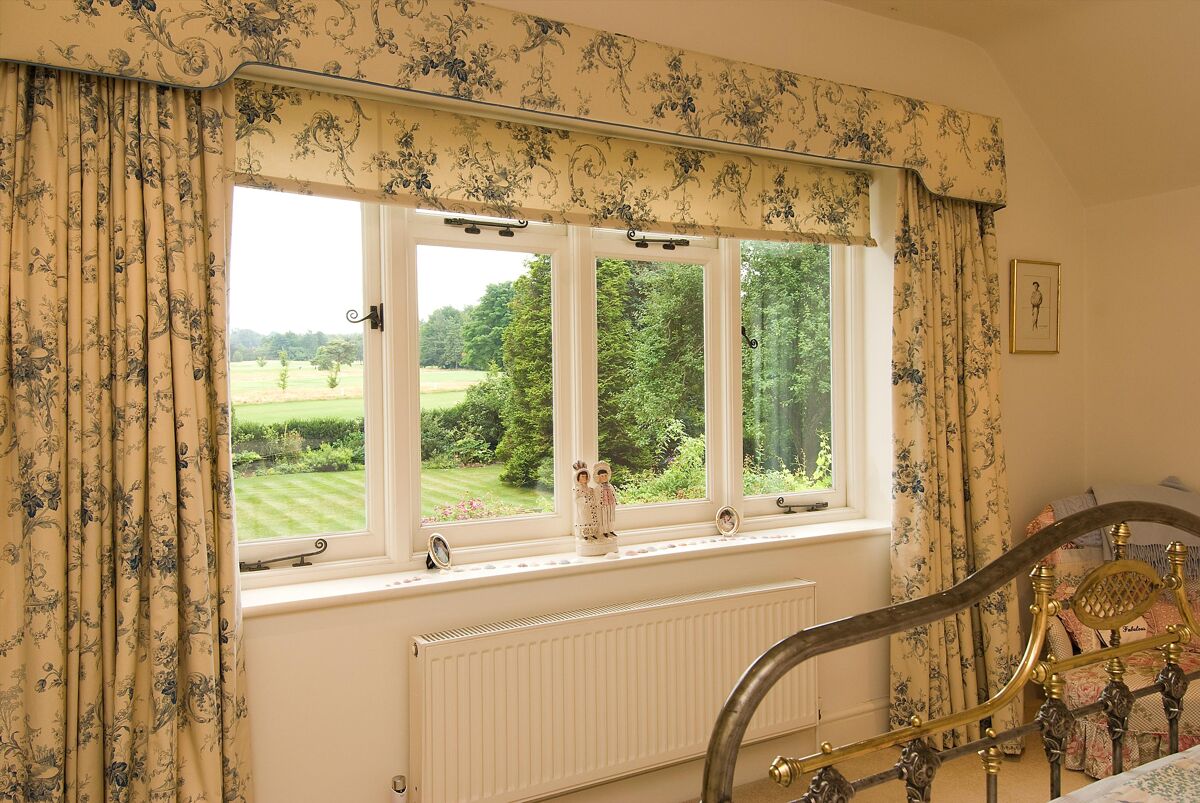 house for sale in Guildford Road, Effingham, Surrey, KT24. CBM080125