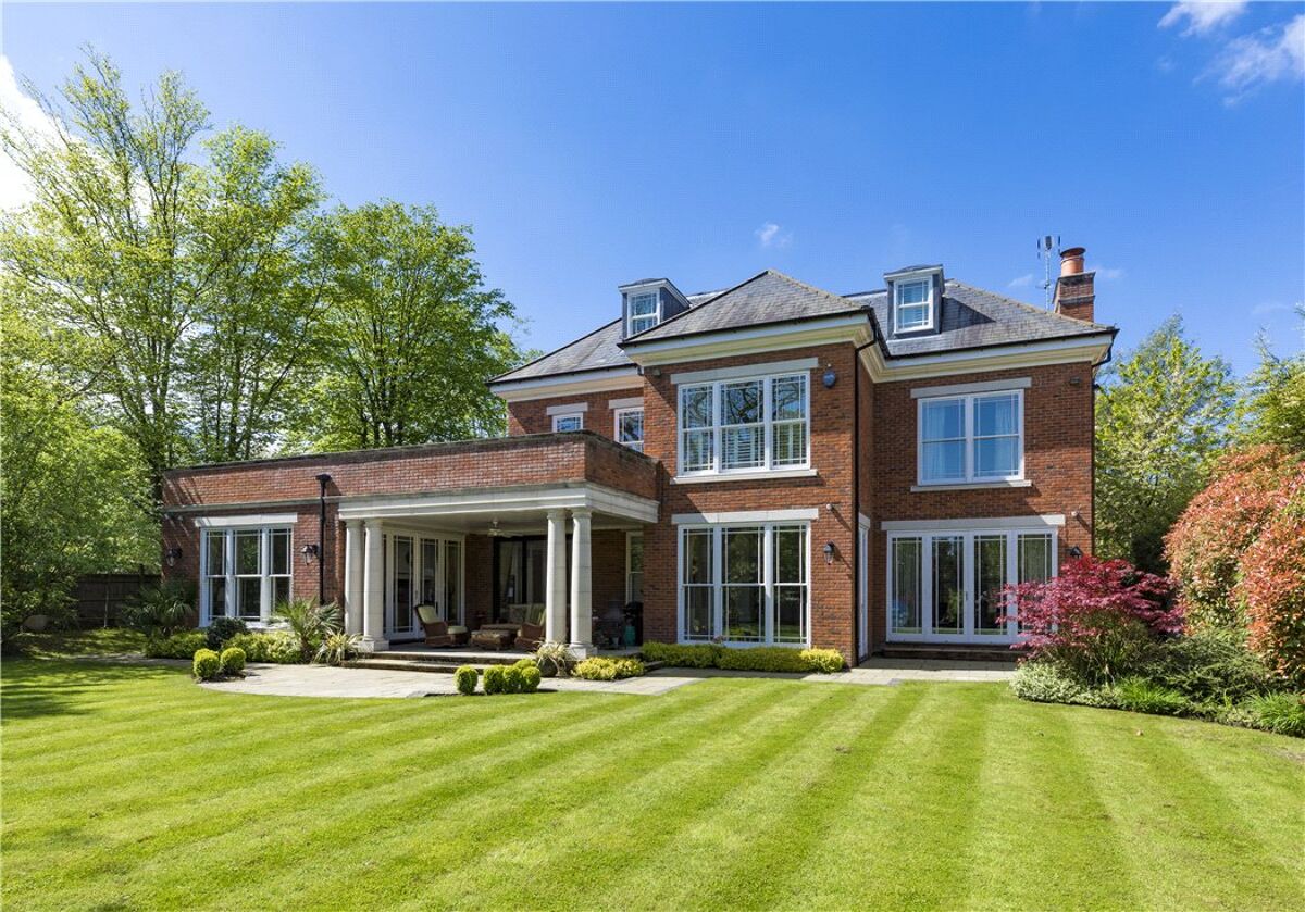 house for sale in Fairoak Close, Oxshott, Surrey, KT22 CBM100036