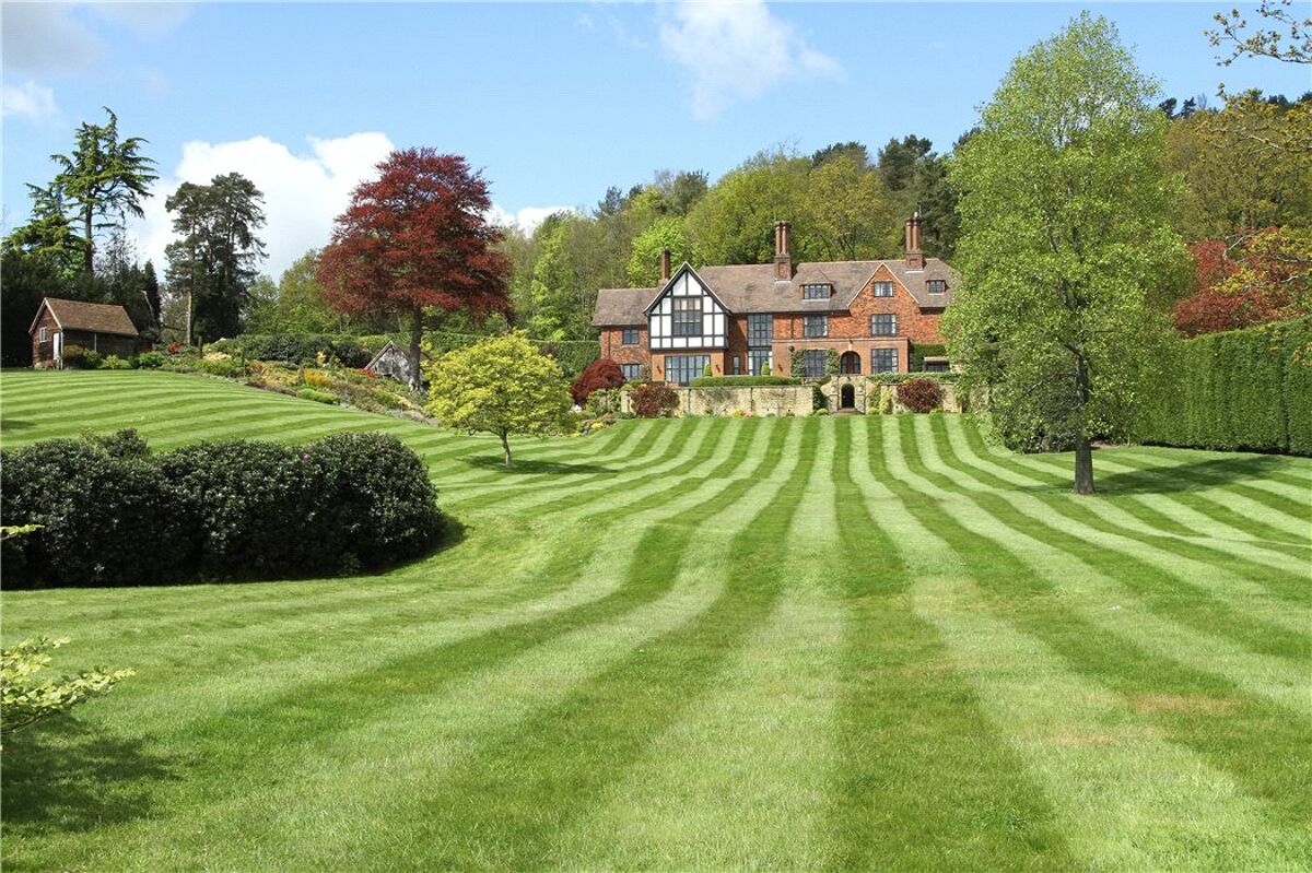 house for sale in Moon Hall Road, Ewhurst, Cranleigh, Surrey, GU6