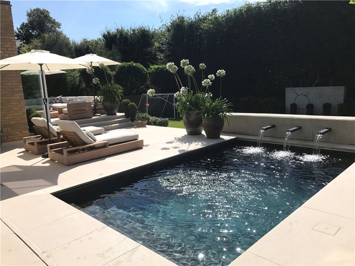 house for sale in Four Acres, Cobham, KT11 CBM110137 Knight Frank