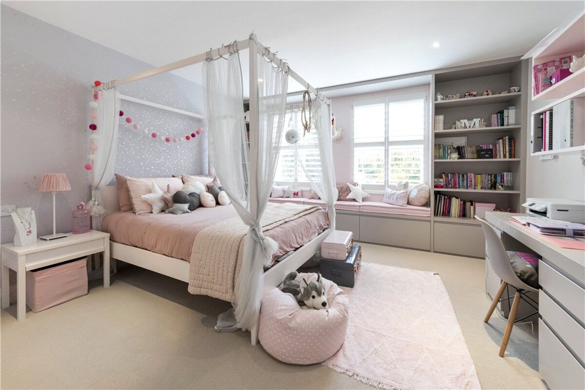 house for sale in Four Acres, Cobham, KT11 CBM110137 Knight Frank