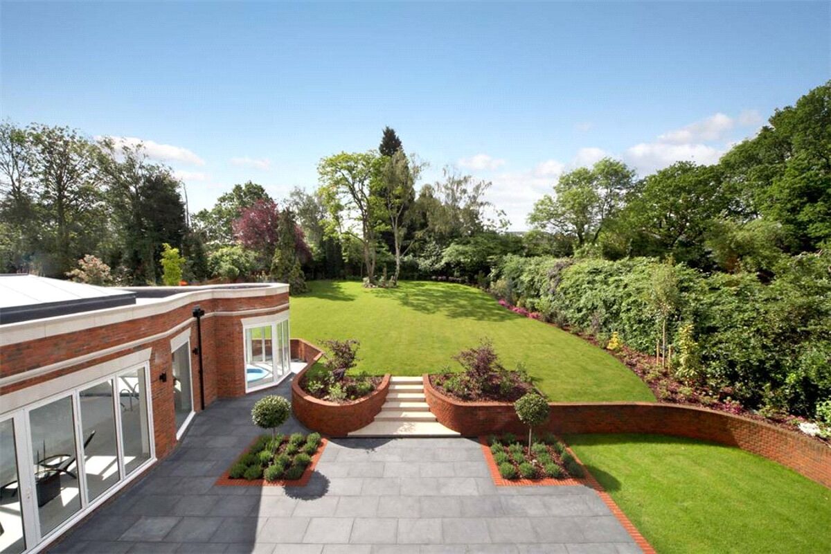 house for sale in Leys Road, Oxshott, Leatherhead, Surrey, KT22