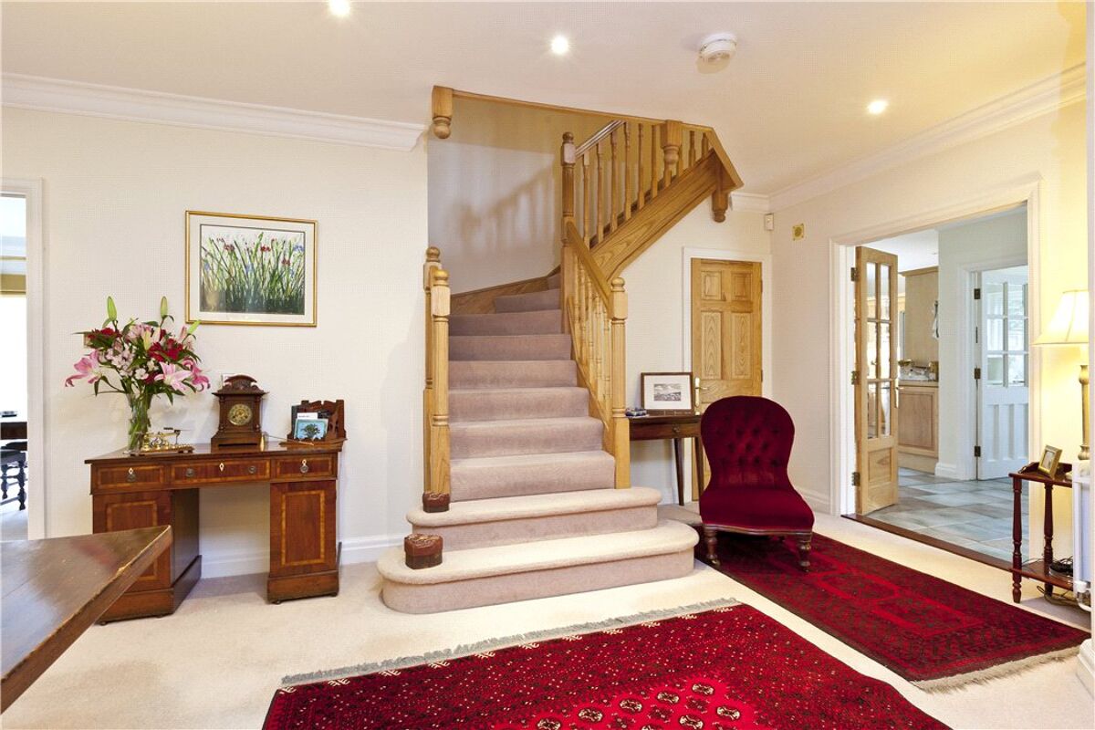 house-for-sale-in-eaton-park-road-cobham-surrey-kt11-cbm120181