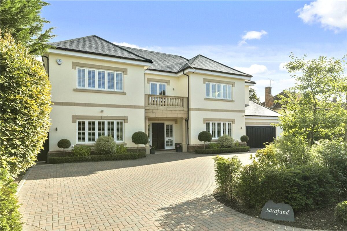 house for sale in Manor Way, Oxshott, Surrey, KT22 CBM140069 Knight