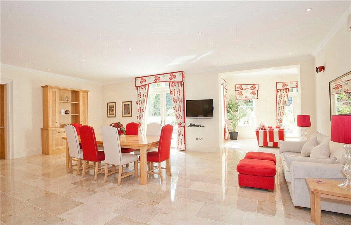 house for sale in Birds Hill Road, Oxshott, Leatherhead, Surrey, KT22